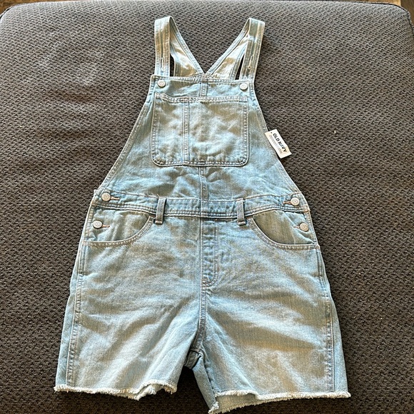 Old Navy Other - Girls shortalls